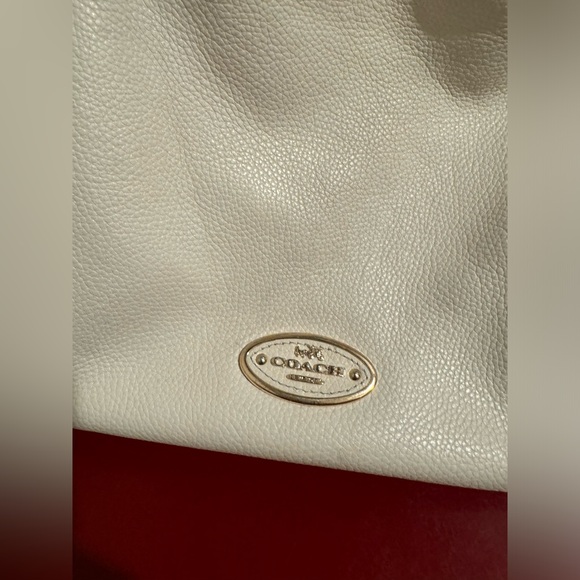 Coach Handbag - Picture 3 of 9